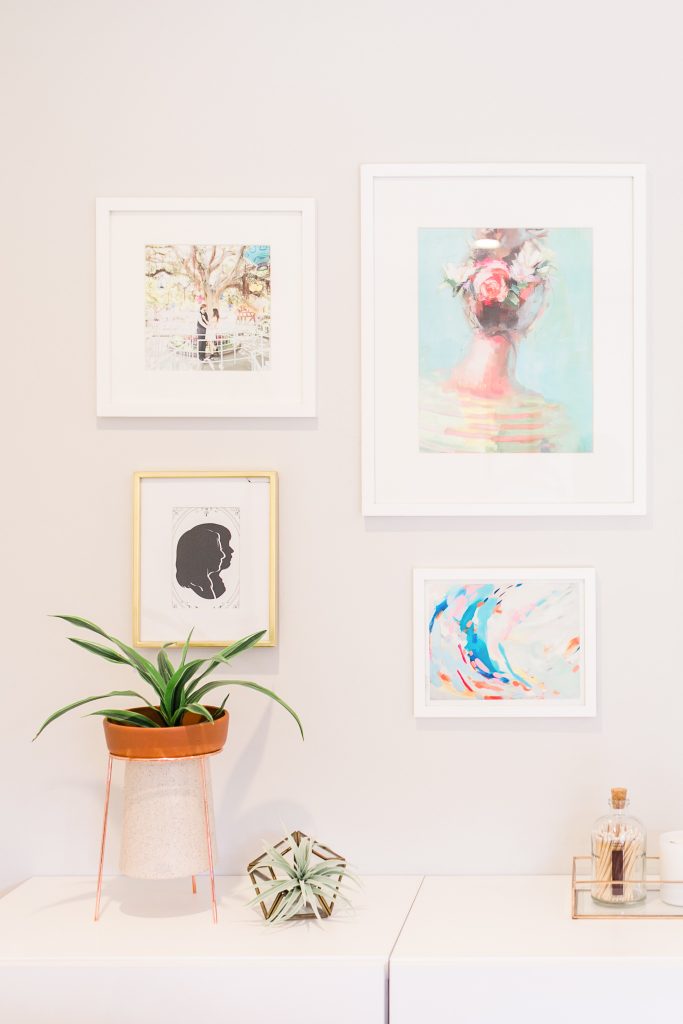 I'm so excited to finally share my minimal california inspire home office! It was important to create a space that would bring me joy to work in.