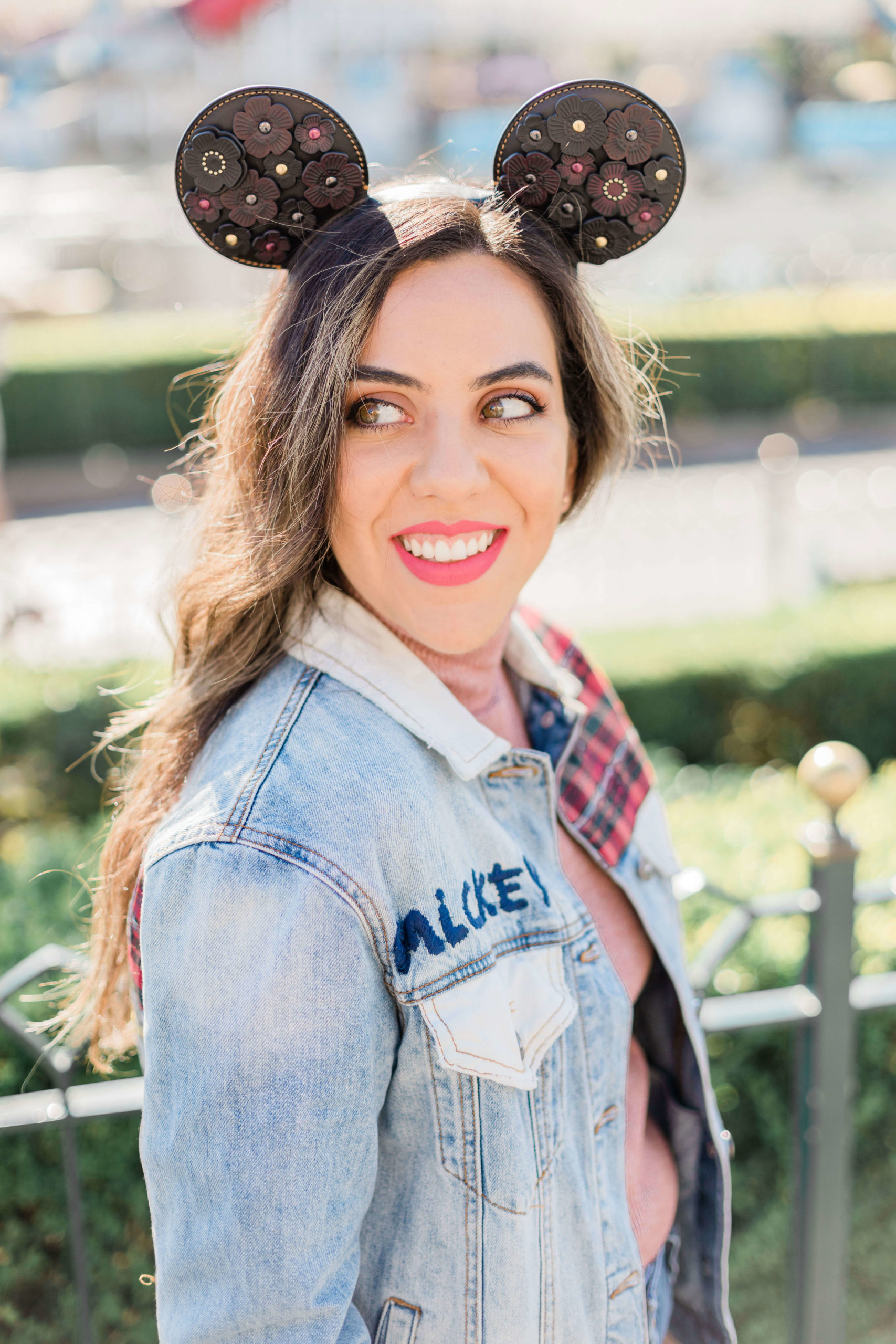 I love to create Disneyland Styled Outfits. It is so fun to come up with creative ways to express my love for Disney with a side of magic! Winter version.