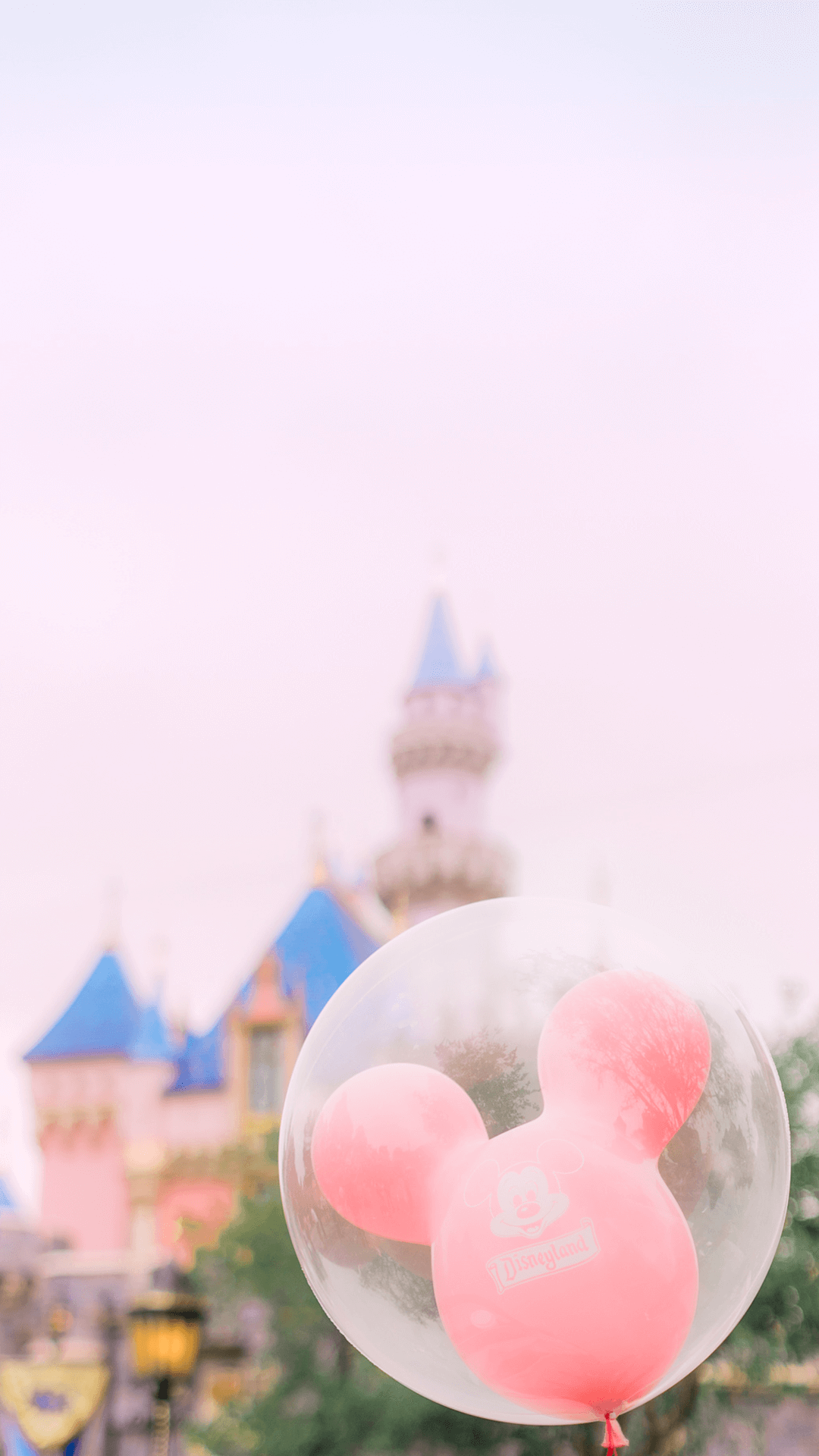 My favorite part of going to any Disney park is the wonderful colors! These dreamy Disneyland wallpapers caputre a pastel magic for your mobile phone.