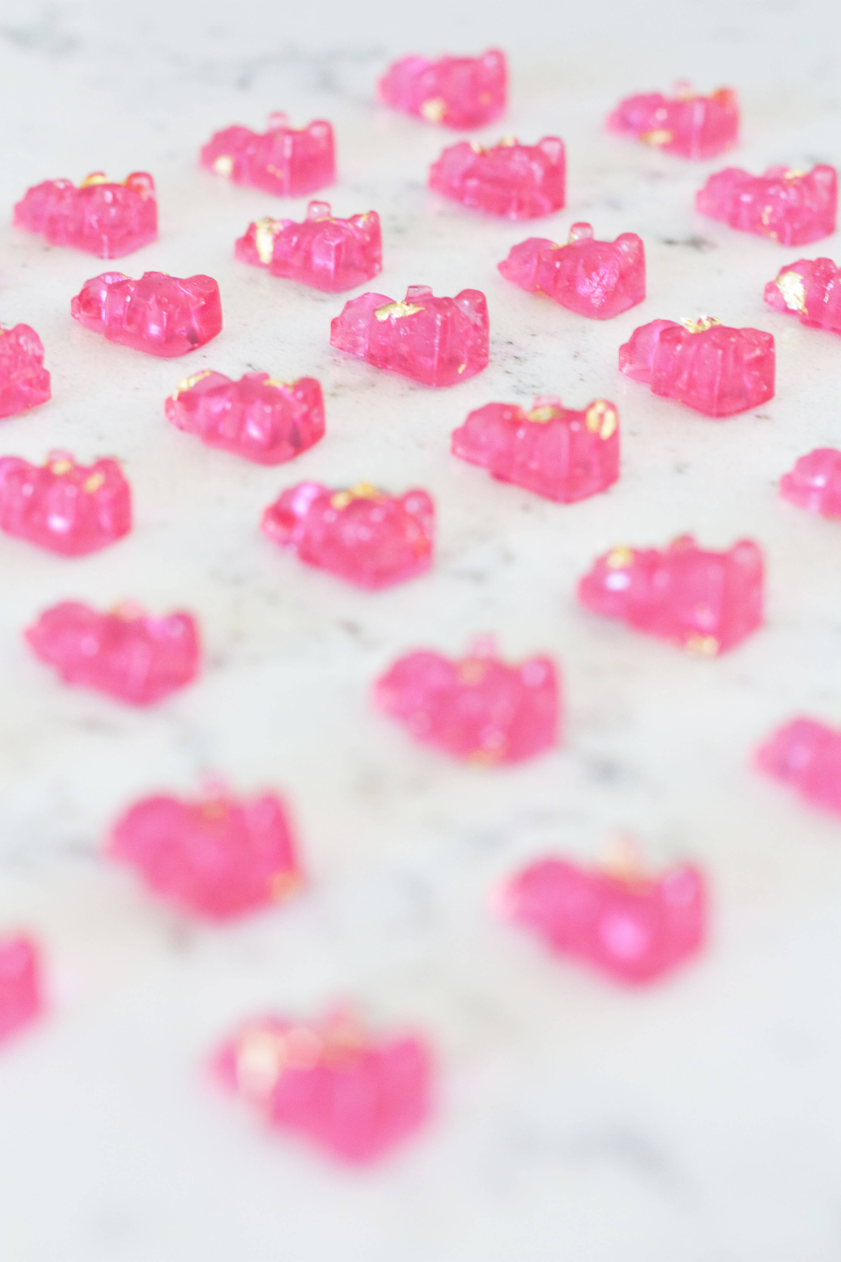 vegan rosé gummy bears